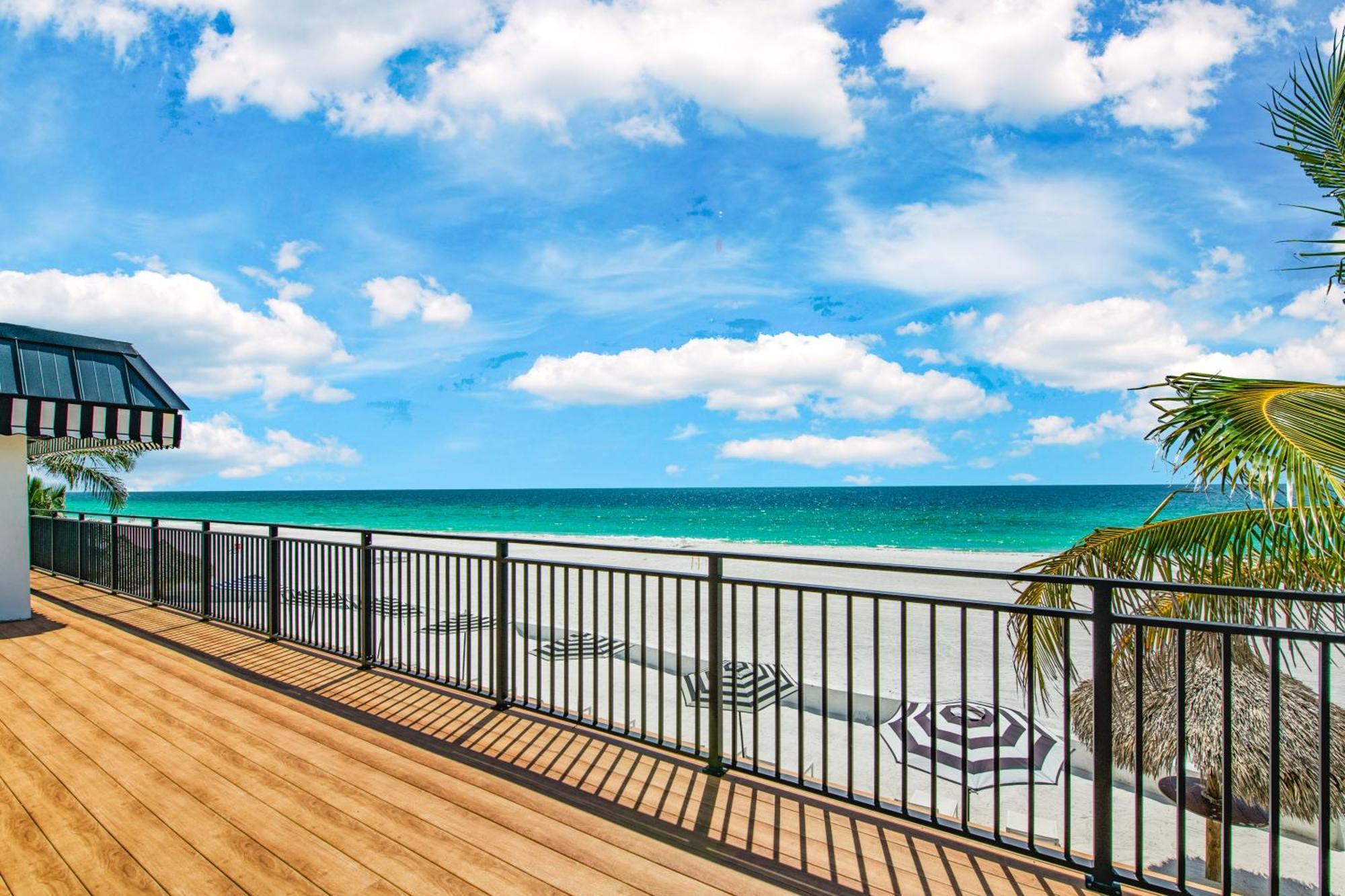 Seabreeze At Anna Maria Island Inn 브레이든턴비치 외부 사진